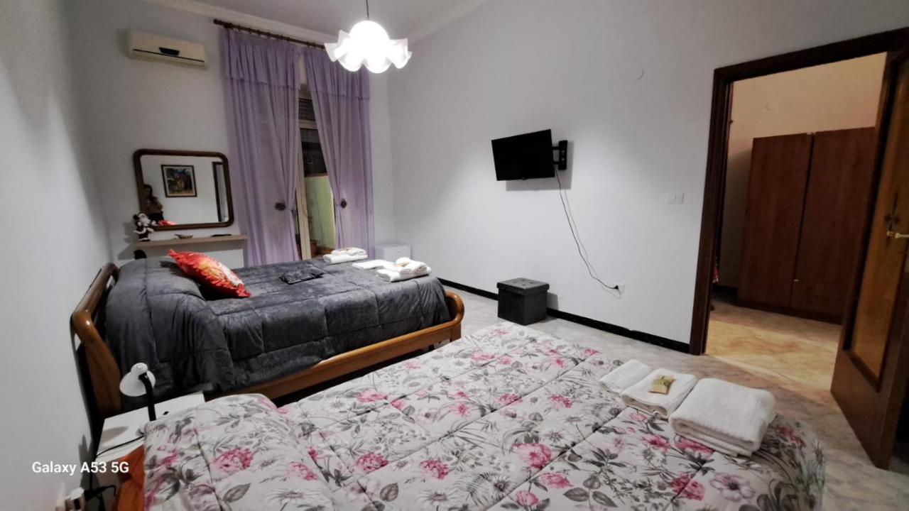 Aurora E Dad Naples Center B&B 외부 사진