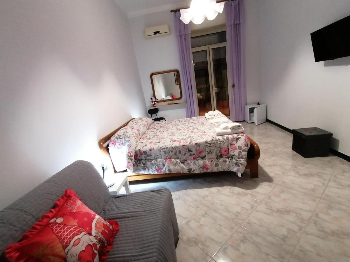 Aurora E Dad Naples Center B&B 외부 사진