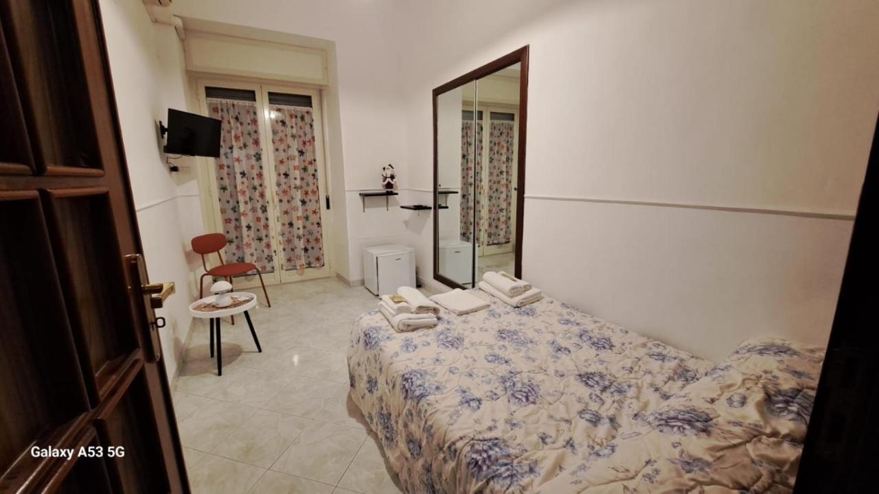 Aurora E Dad Naples Center B&B 외부 사진