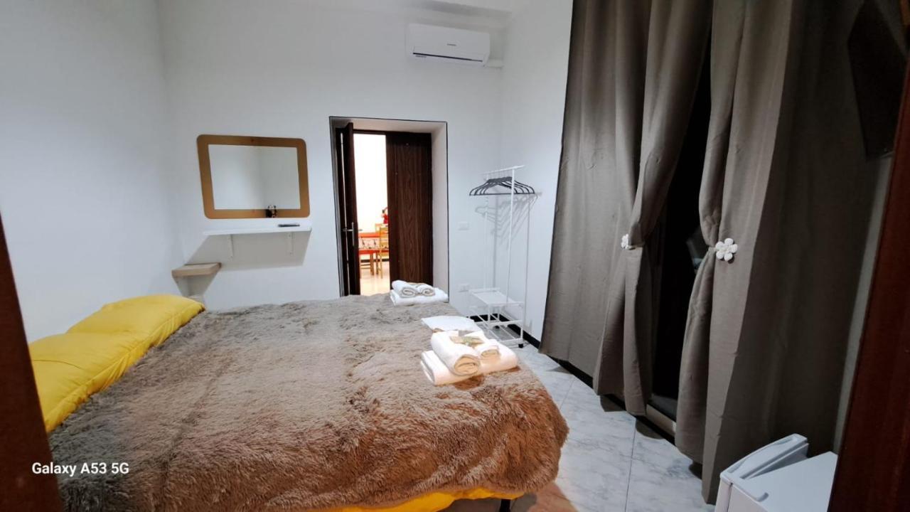 Aurora E Dad Naples Center B&B 외부 사진